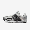 NIKE ZOOM VOMERO 5 -METALLIC SILVER BLACK-