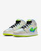 AIR JORDAN 1 MID SE (GS)