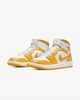 AIR JORDAN 1 MID (W)