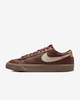 NIKE BLAZER LOW  77 EMB